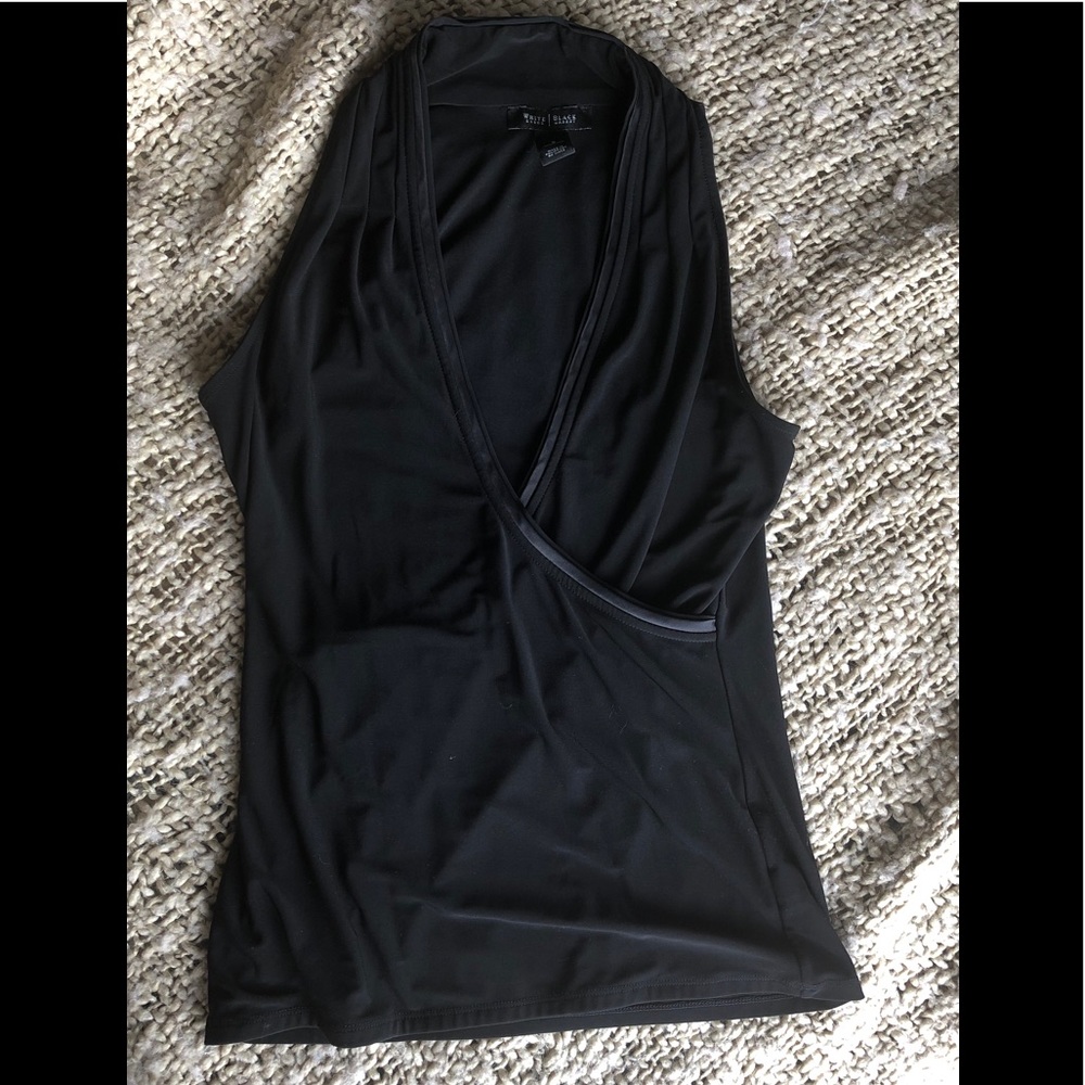 Cute sleeveless top